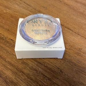 Oryza Beauty • Baked Opaline Highlighter